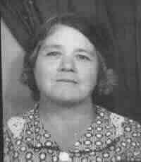 Sadie Wallace Wood  (134 KB)
 
(Click on Picture to View Full Size)