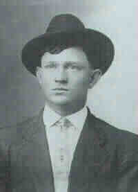 (162 KB)
 
(Click on Picture to View Full Size)