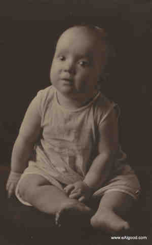 (424 KB)
 
(Click on Picture to View Full Size)