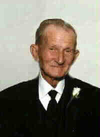 Raypherd Eugene Wood  (160 KB)
 
(Click on Picture to View Full Size)